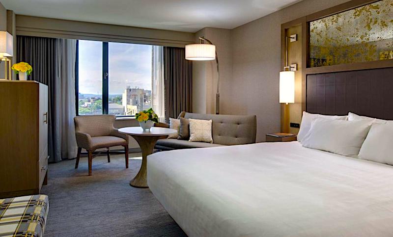 Guestroom at the Hyatt Regency near Boston's Theatre District Guestroom at the Hyatt Regency near Boston's Theatre District