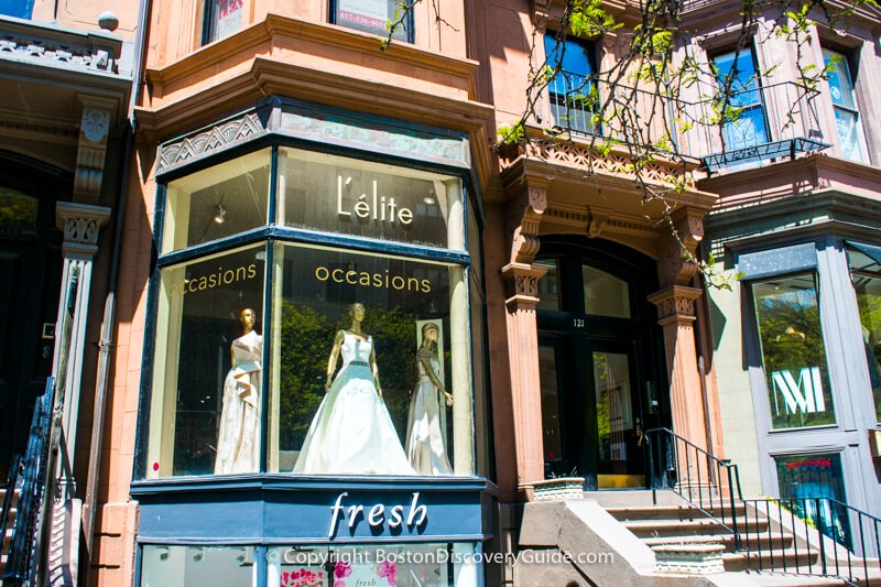 L'Elite and Arche on Boston's Newbury Street L'Elite and Arche on Boston's Newbury Street